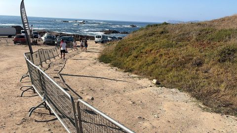 Imagen aportada por la empresa d�nde se ve la zona vallada y el espacio hacia la playa.
