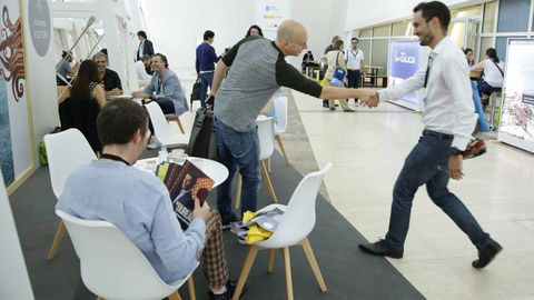 Presentaciones y encuentros. Un total de 350 profesionales de cadenas, plataformas televisivas, productoras y empresas se re�nes en Santiago en busca de lograr coproducciones entre Europa Latinoam�rica y Estados Unidos. 