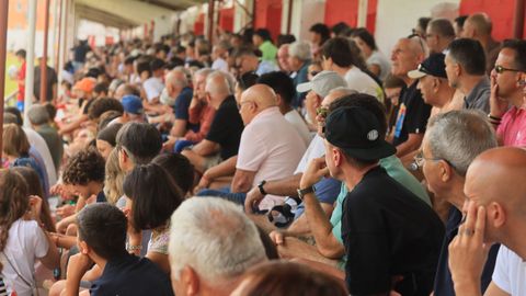 El estadio Martnez Otero de Foz registr una gran entrada