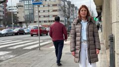 La concejala del PP de Pontevedra Beatriz Rey, en el barrio de A Parda