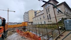 La aparici�n de las grietas en el  CEIP Praza de Barcelos coincide con la ejecuci�n de una obra en el solar colindante