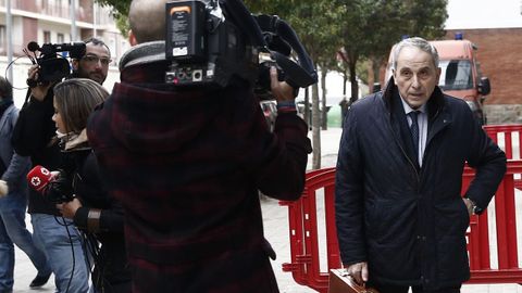 El abogado de la v�ctima, Carlos Bacaicoa