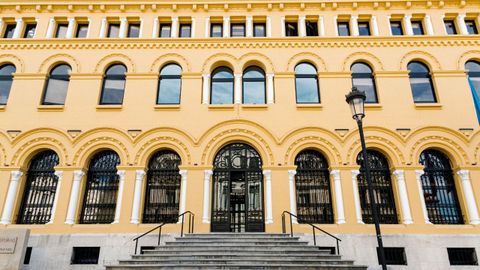 Edificio de la sede de Presidencia del Principado de Asturias, tambin conocido como el Palacio de Presidentes