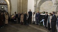 Detalle da homenaxe a Rosala no Panten de Galegos Ilustres o 23 de febreiro. 