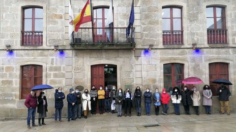 Minuto de silencio en el Concello de Poio por el naufragio del Villa de Pitanxo.