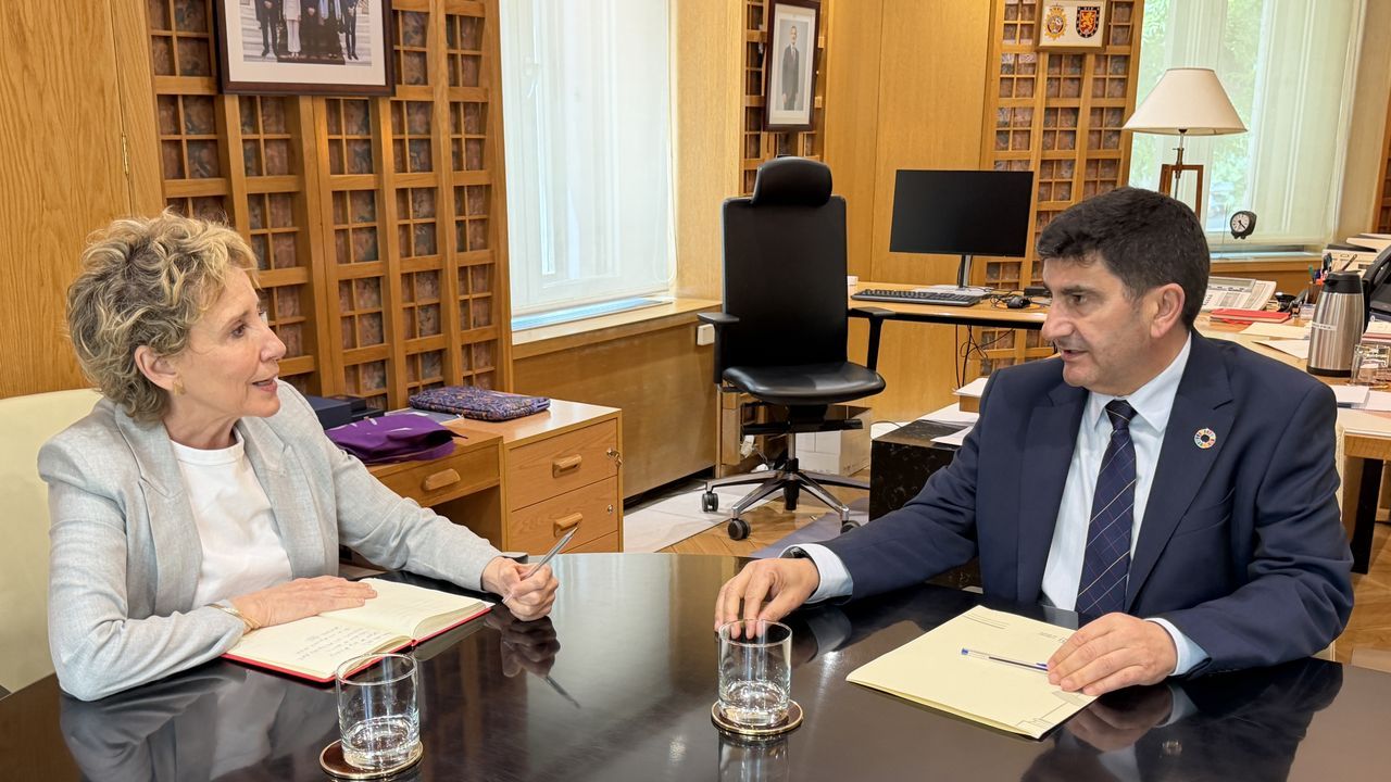 El delegado del Gobierno pide refuerzos policiales a Interior ante «un verano excepcional» en Galicia