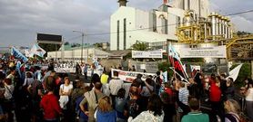 La manifestaci�n culmin� delante del complejo de Louriz�n, donde se ley� el manifiesto de la APDR. 