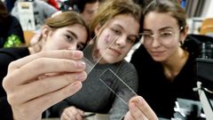 Imagen de archivo de alumnas del ciclo de Anatom�a Patol�xica en la escuela de Enfermer�a de Povisa, en Vigo