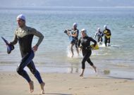 Las pruebas selectivas de los socorristas se desarrollaron en la playa de Silgar ayer por la ma�ana. 