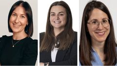 De izquierda a derecha, Ver&oacute;nica Bol&oacute;n, premiada en Ciencias B&aacute;sicas; Laura Castro, en Ciencias T&eacute;cnicas; y Mar&iacute;a Barreira, en Ciencias Sociales