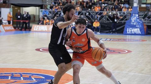 Caio Pacheco, durante el partido del Leyma Coru�a contra el Cartagena.
