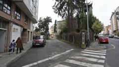 El lugar en el que estaban aparcados los veh�culos, a la izquierda, en una imagen de archivo