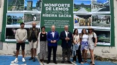 El alcalde y concejales del grupo de gobierno presentaron la campa�a junto a los �influencers� que participan en ella