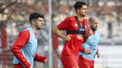 Enrique Clemente, David Castro y Jon Garc�a en un entrenamiento en A G�ndara.