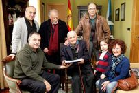 El director H�ctor Carr� promocion� ayer su pel�cula de esta forma por el centro de la ciudad.