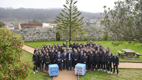 Rafael Louz�n recibi� a los �rbitros de Primera Divisi�n que participan estos d�as en un seminario de f�tbol en Sanxenxo