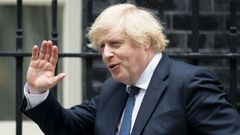 El primer ministro brit�nico, Boris Johnson, este mi�rcoles, al salir del 10 de Downing Street