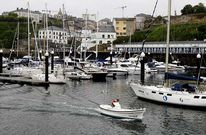 El muelle deportivo de Porcill�n, que gestiona el club n�utico, con m�s de seiscientos amarres. 