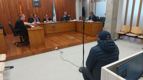 El gestor acusado de estafar 110.000 euros a 37 clientes en el juicio