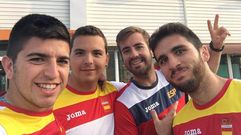 Miguel Alvari�o (a la izquierda), jutno a Pifarre, Fern�ndez y Rodr�guez