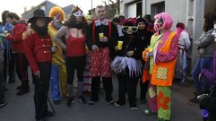 El desfile de comparsas de Vilamart�n ser� el s�bado 26