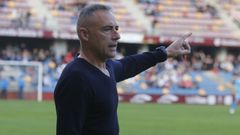 �ngel Rodr�guez, entrenador del Pontevedra CF