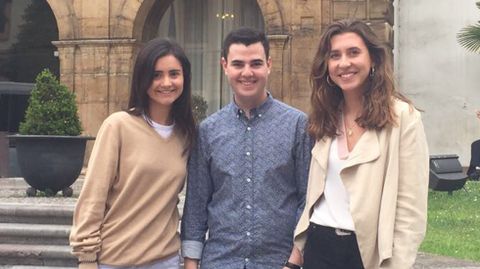 Julia Garc�a, Juan Carlos Aller y Laura Zald�var