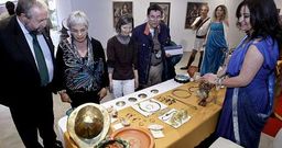 Inauguraci�n ayer de la muestra.