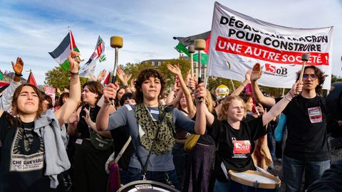 Protesta en París contra los planes de recorte del Gobierno