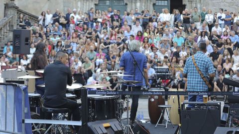 Imagen del concierto de Blue Merrow en la Praza das Prateras durante la ltima edicin del festival Feito a Man.