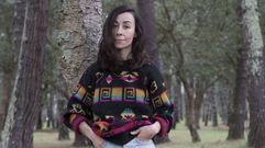 Xiana do Texieiro, retratada en el pinar de la playa de Cabanas