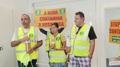 La semana pasada, Ecoloxistas en Acci�n llev� a cabo un nuevo acto de protesta contra los vertidos en la sede de la C�mara Mineira de Galicia.