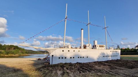 La maior lumarea de Galicia ya est instalada en Camarias