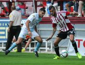 El Compos aguant� un cuarto de hora y luego fue arrollado por el Logro��s. 