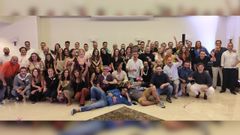 Reuni�n de antiguos alumnos de los Maristas de A Coru�a nacidos en 1976