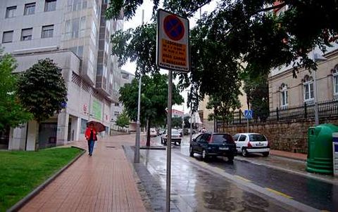 El Concello implant� en el 2013 una decena de zonas de servicios vinculadas a colegios.