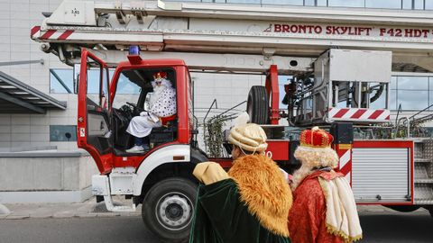 Visita de los Reyes Magos en el CHUO