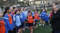 El presidente de la Diputaci�n, Luis Menor, en su visita al EFE Rosal�a