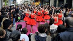 La�Fashion Night de Ferrol llena las calles del centro de luz, m�sica y moda