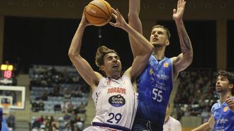 La nota negativa de la jornada fue la grave lesi�n de Olle Lundqvist en los primeros minutos del partido ante el Zamora.