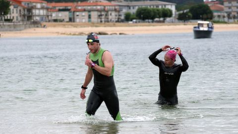  Traves�a a Nado Illa de R�a organizada por la asociaci�n contra el cancer de Ribeira 2026