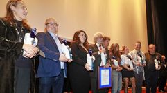 Rogelio Rial (en la foto, segundo por la izquierda), de Casa Barqueiro, en la gala de los Premios da Cr�tica.