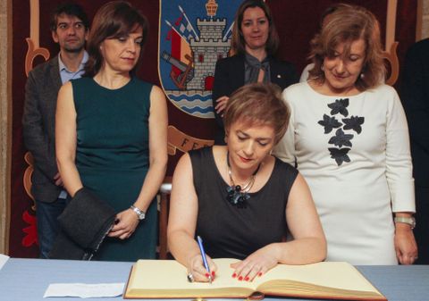 Mar�a Jos� G.M. firm� en el libro de oro. 