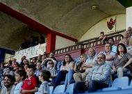 El palco de O Couto sin dirigentes es una imagen que se traslada al futuro del club.