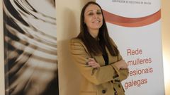 Mar�a Couto Alonso, en imagen en el hotel Nord�s de Burela, trabaj� cerca de veinte a�os en la multinacional Alcoa hasta que se traslad� a la Costa da Morte como directora corporativa de Xeal, que cuenta con plantas de fabricaci�n de ferroaleaciones en Cee y Dumbr�a, y diez plantas de producci�n hidroel�ctrica en los r�os Xallas y Grande