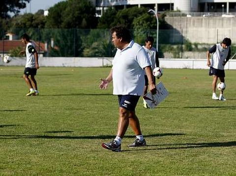 Milo Abelleira dirigi� la sesi�n bajo un fuerte calor.