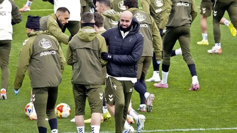 Gir�ldez, durante el entrenamiento de este martes�en Mos.