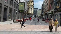 El calor en Oviedo super� los 30 grados.El calor en Oviedo super� los 30 grados