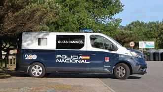 En los registros est� interviniendo la unidad de gu�as caninos del Cuerpo Nacional de Polic�a