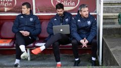 Moncho Fern�ndez, entrenador de porteros; Adri�n Abalo, segundo entrenador, y Rub�n Dom�nguez, t�cnico del Pontevedra